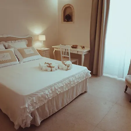 La Dimora Di Teti Bed & Breakfast 3*